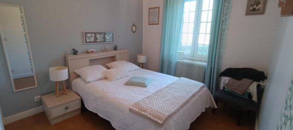 Casa de 5 dormitorios en Chassignolles, France No. 93305 8