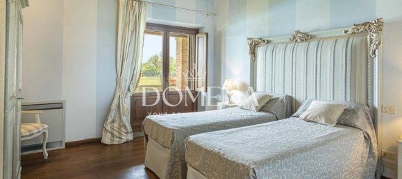 Вилла с 8 спальнями в Туоро суль Тразимено, Италия № 54201 44