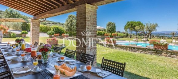 Вилла с 8 спальнями в Туоро суль Тразимено, Италия № 54201 37