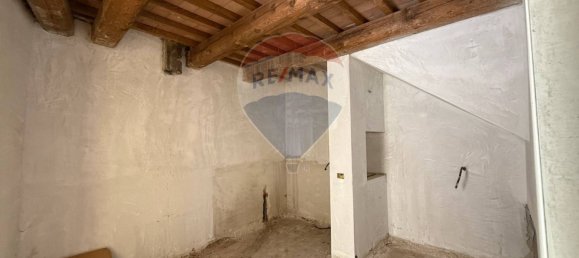 2 Schlafzimmer Haus in Foligno, Italy, Nr. 362031 5