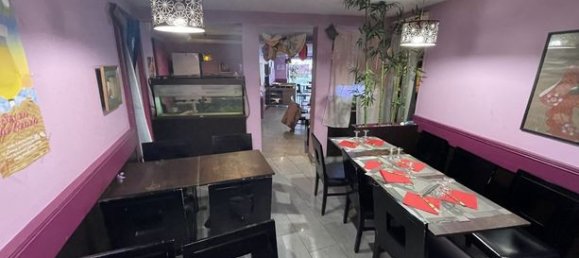 120m² Commercial property in Sevran, France No. 310311 8