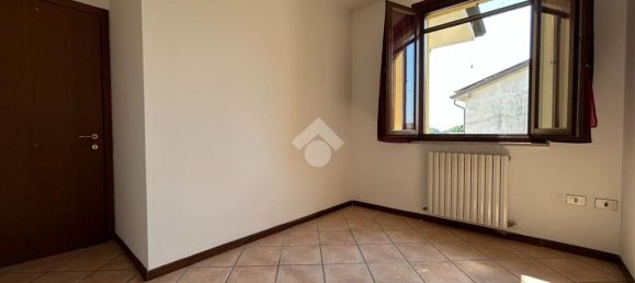 3 bedrooms Apartment in Gonzaga, Italy No. 359691 2