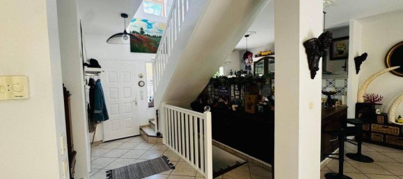 5 rooms House in Carrieres-sur-Seine, France No. 334556 3