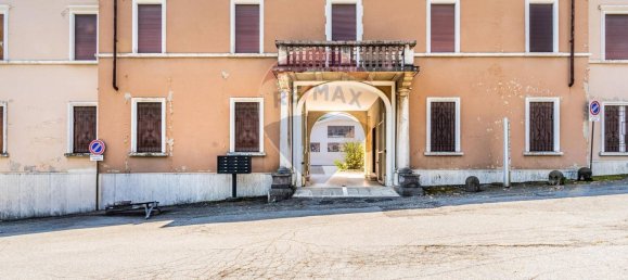 Lagerhaus in Solbiate Arno, Italy 1634m², Nr. 58244 19