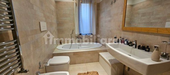 4 bedrooms Apartment in Pomigliano d'Arco, Italy No. 93165 8
