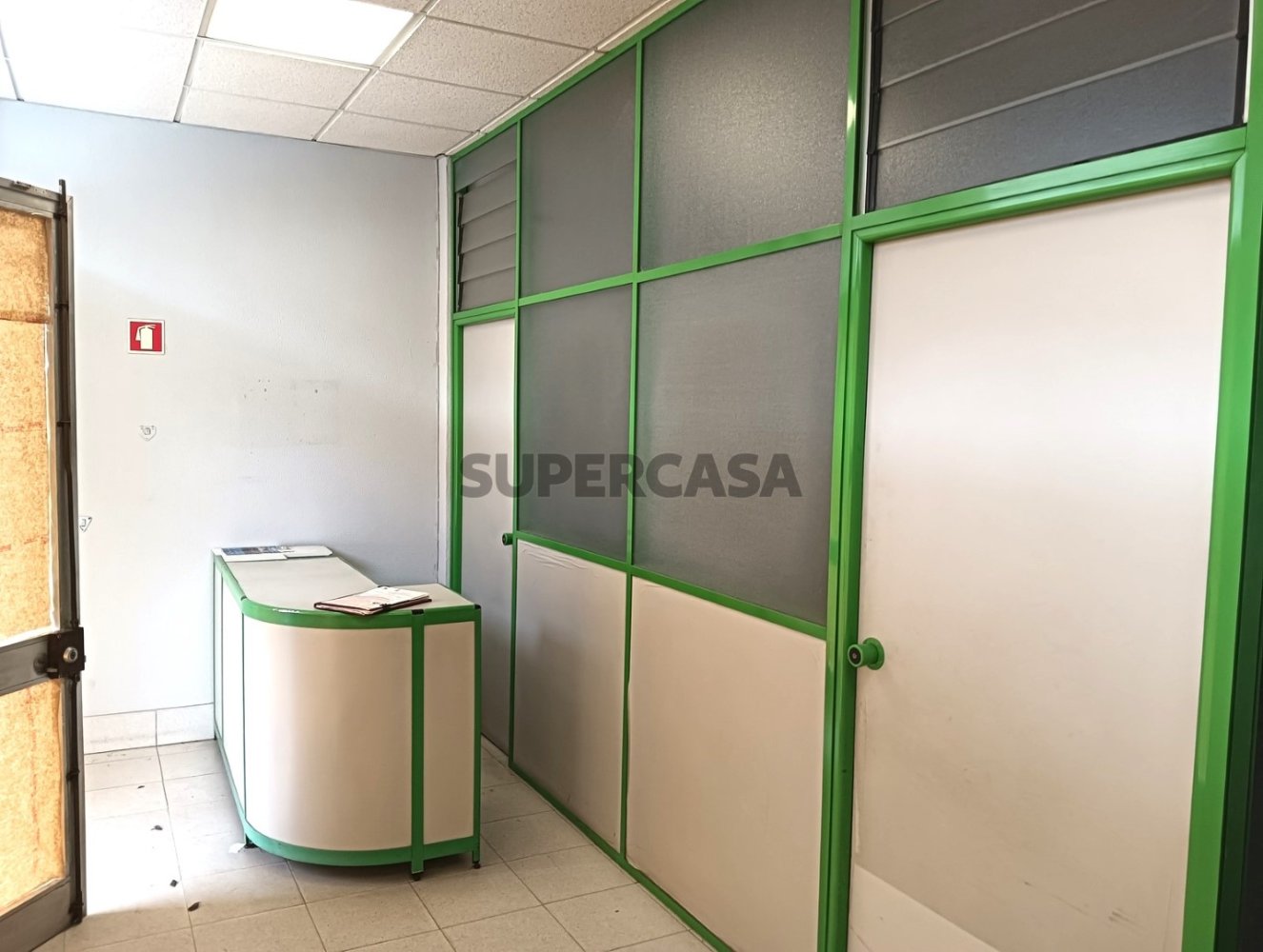  عقار تجاري في Esgueira, Portugal 90متر مربع رقم 349825