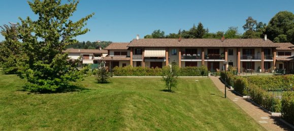 4 rooms House in Anzano del Parco, Italy No. 13215 3