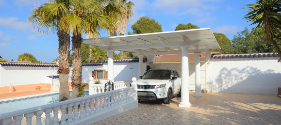 4 bedrooms Villa in Villamartin, Spain No. 538 4