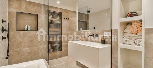 2 bedrooms Apartment in Florence, Italy No. 288833 5
