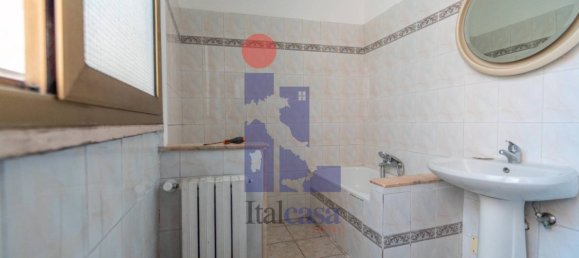 Apartamento de 3 dormitorios en Latina, Italy No. 285378 19