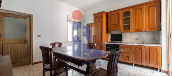 Apartamento de 3 dormitorios en Latina, Italy No. 285378 17