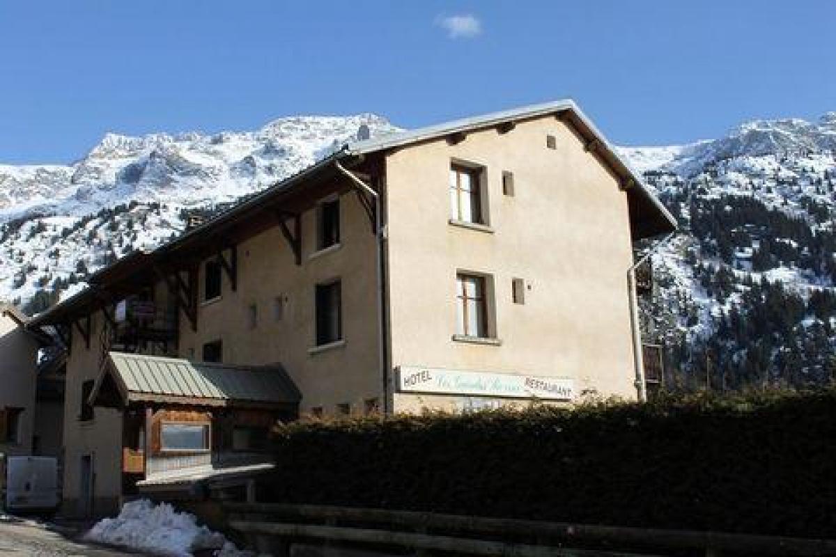 700m² Factory in Vaujany, France No. 19787
