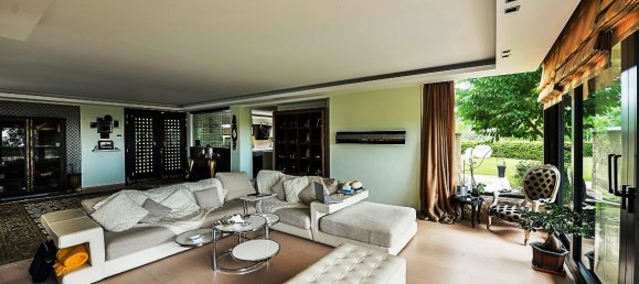 800m² Villa in Pylaia, Greece No. 6913 5