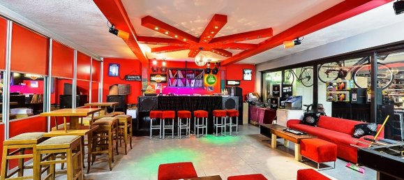 800m² Villa in Pylaia, Greece No. 6913 16