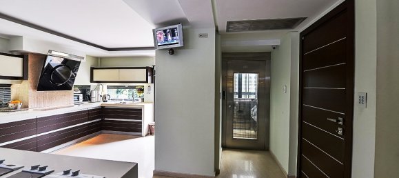 800m² Villa in Pylaia, Greece No. 6913 19