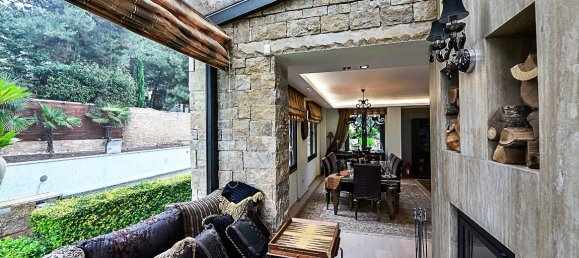 800m² Villa in Pylaia, Greece No. 6913 26