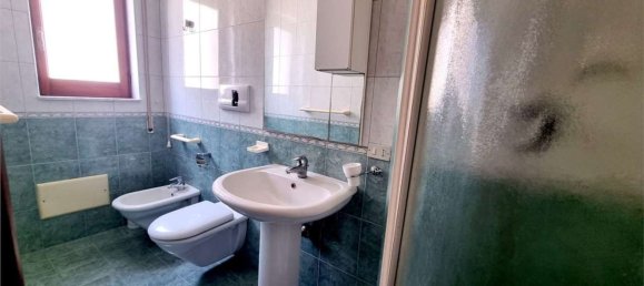 4 rooms House in Cerignola, Italy No. 136647 10