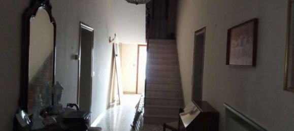 6 bedrooms Apartment in Caravate, Italy No. 283521 8