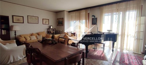 3 bedrooms Apartment in Novara, Italy No. 303600 7