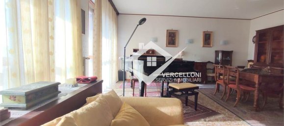 3 bedrooms Apartment in Novara, Italy No. 303600 10