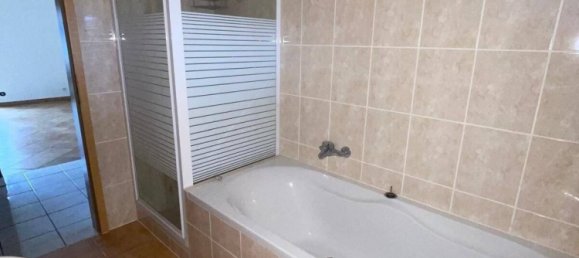 Casa de 6 divisões em Lower Saxony, Germany N.º 199900 4