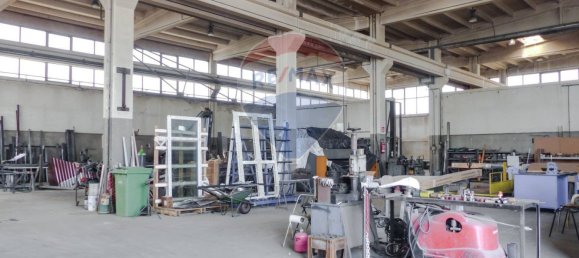 1390m² Warehouse in Robbio, Italy No. 295040 26