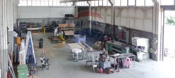 1390m² Warehouse in Robbio, Italy No. 295040 19