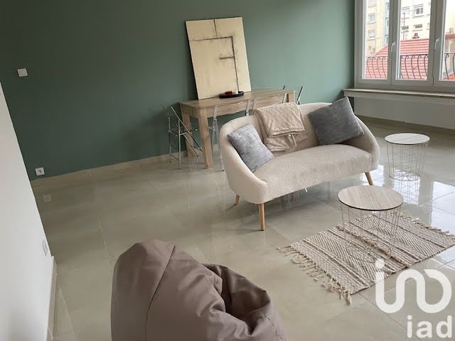 4 bedrooms Apartment in Saint-Etienne, France No. 198216