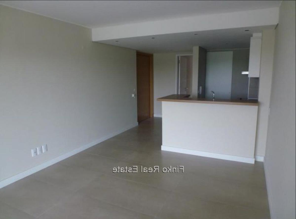 Studio in Montevideo, Uruguay No. 4992