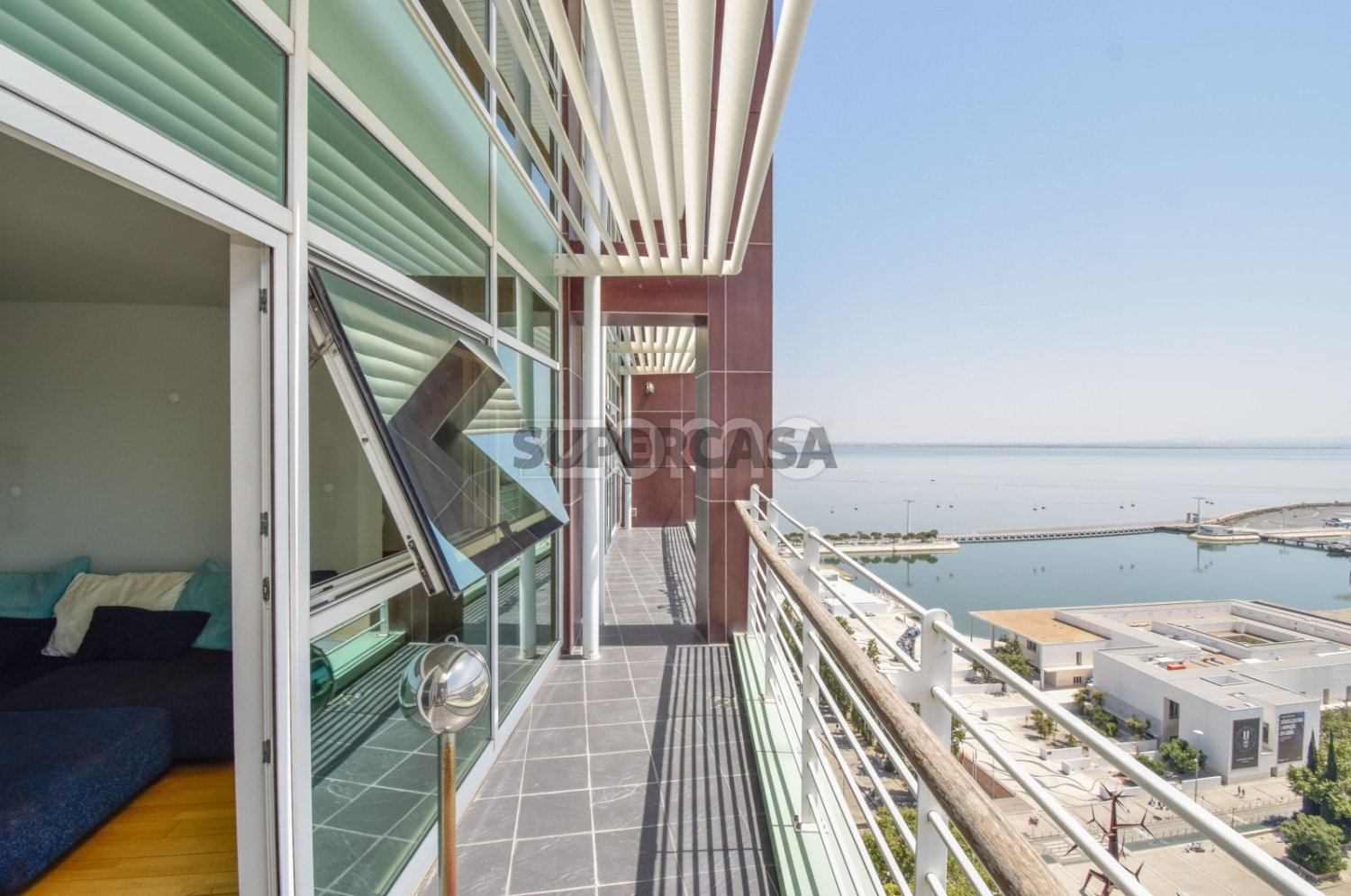 Дуплекс с 3 спальнями в Лиссабон, Португалия № 283221