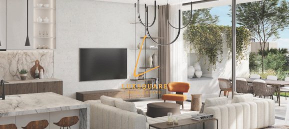 4 bedrooms Villa in Dubai, UAE No. 15960 3