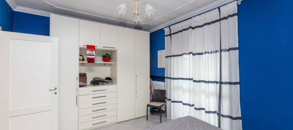 2 rooms Penthouse in Turin, Italy No. 290489 3