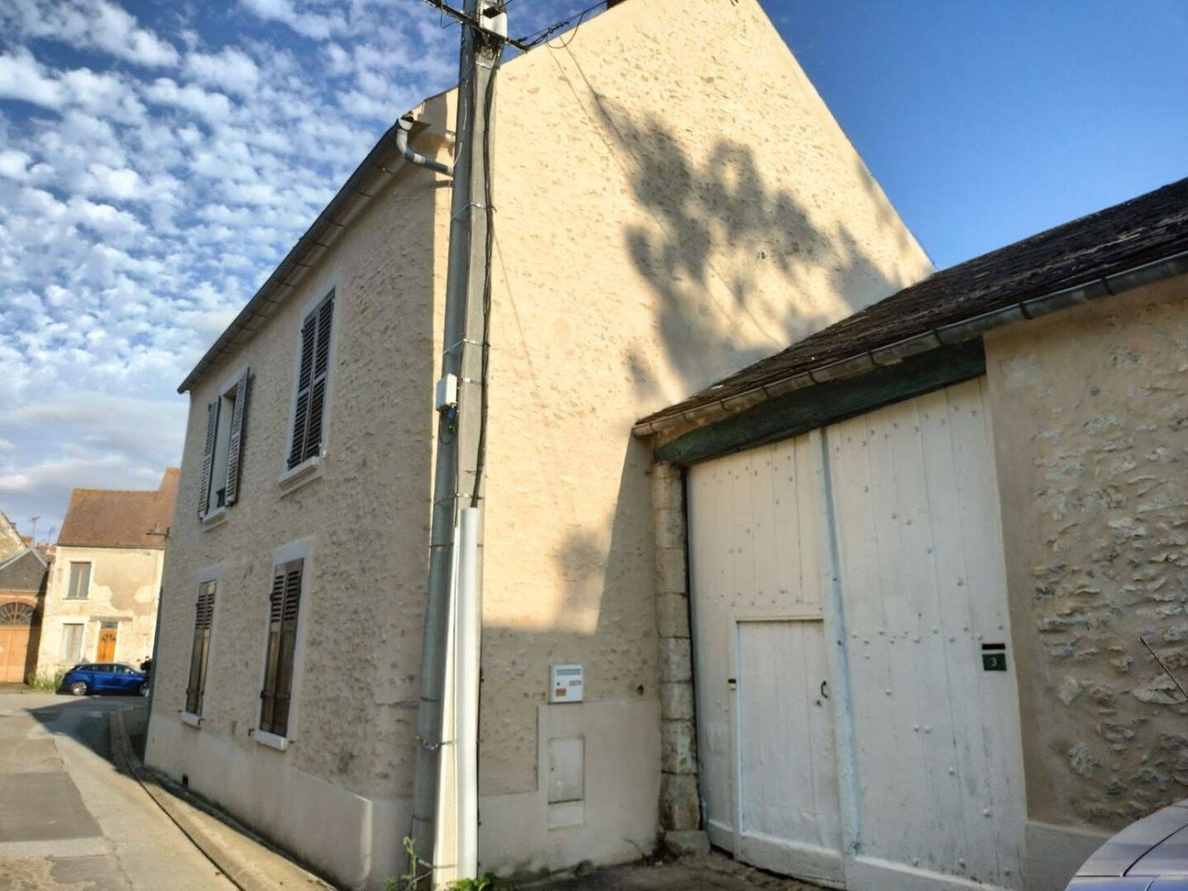 5 bedrooms House in Dourdan, France No. 334505