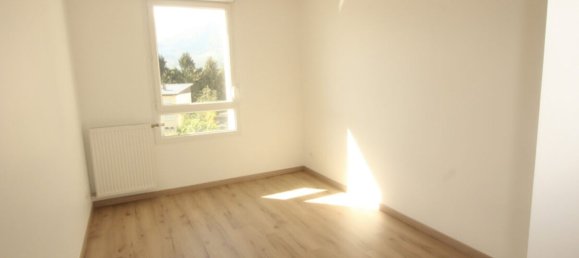 2 Schlafzimmer Wohnung in Saint-Egreve, France, Nr. 199586 5