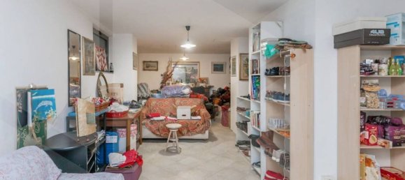 3 rooms Apartment in Milan, Italy No. 241182 37