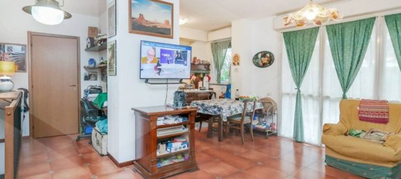 3 rooms Apartment in Milan, Italy No. 241182 6