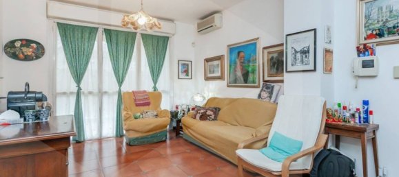 3 rooms Apartment in Milan, Italy No. 241182 4