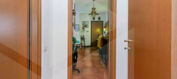 3 rooms Apartment in Milan, Italy No. 241182 20