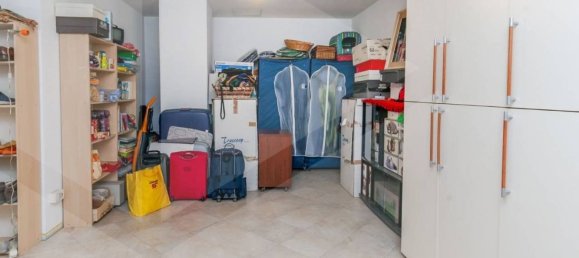 3 rooms Apartment in Milan, Italy No. 241182 2