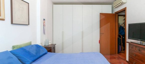 3 rooms Apartment in Milan, Italy No. 241182 30