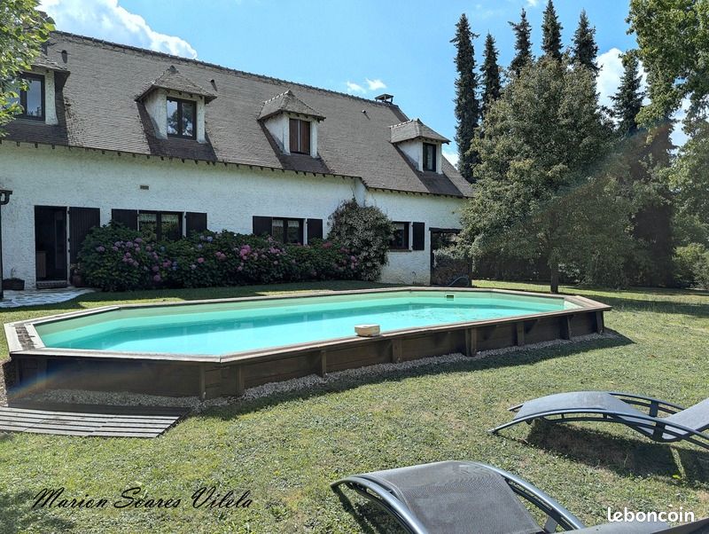 8 غرف نوم منزل في Chaumes-en-Brie, France رقم 327117