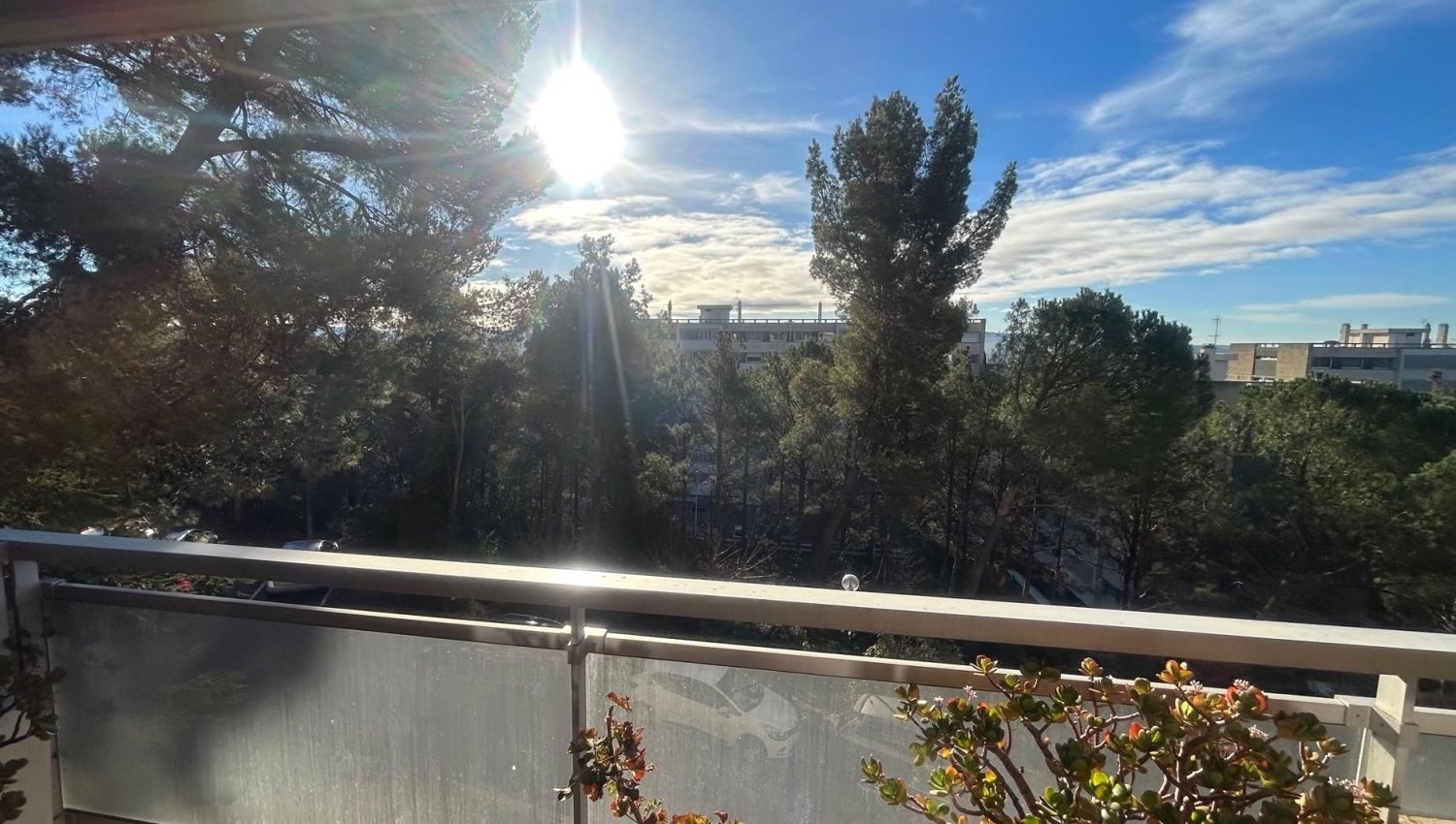 3 bedrooms Apartment in Aix-en-Provence, France No. 190221