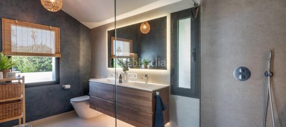 4 bedrooms Villa in Marbella, Spain No. 44495 5