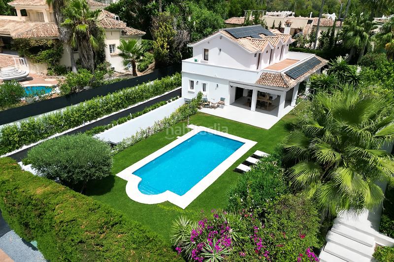 4 bedrooms Villa in Marbella, Spain No. 44495
