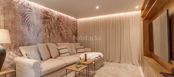 4 bedrooms Villa in Marbella, Spain No. 44495 24
