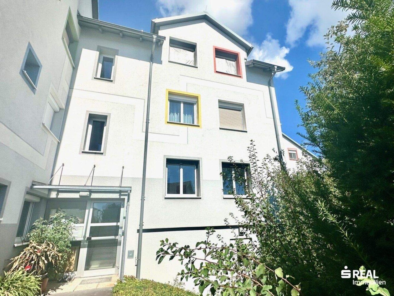 Квартира с 3 комнатами в Лихтенберг, Австрия № 235332