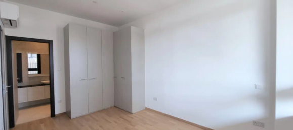 2 bedrooms Apartment in Limassol, Cyprus No. 17781 3