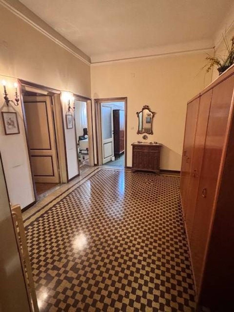 4 chambres Appartement à Florence, Italy No. 338094