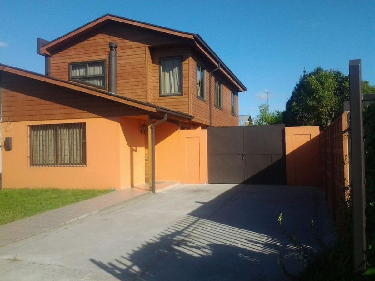 4 bedrooms House in Biobio, Chile No. 2249