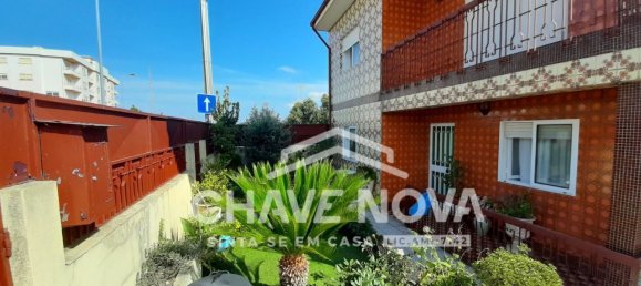 Casa de 4 dormitorios en Gondomar, Portugal No. 56852 3